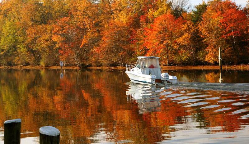 Fall-Boating-Blog